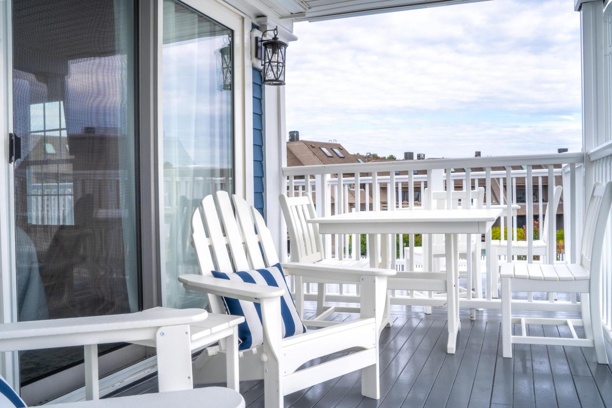 935 Ocean, A Beachside Inn แฮมป์ตัน ภายนอก รูปภาพ